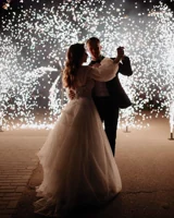 Baile de boda con Julie en Instagram